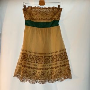 3rd pic is accurate of color and shows detail